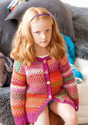 ЖАКЕТ, СВЯЗАННЫЙ УЗОРОМ СО СНЯТЫМИ ПЕТЛЯМИ Cinque Multi/Cool Wool Big от Lana Grossa