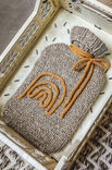 Lana Grossa ЧЕХОЛ ДЛЯ ГРЕЛКИ Landlust Winterwolle & Cool Wool