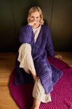 Lana Grossa ПАЛЬТО, СВЯЗАННОЕ ПАТЕНТНЫМ УЗОРОМ С ПОПЕРЕЧНЫМИ ГРЯДОЧКАМИ Lala Berlin Lovely Cotton