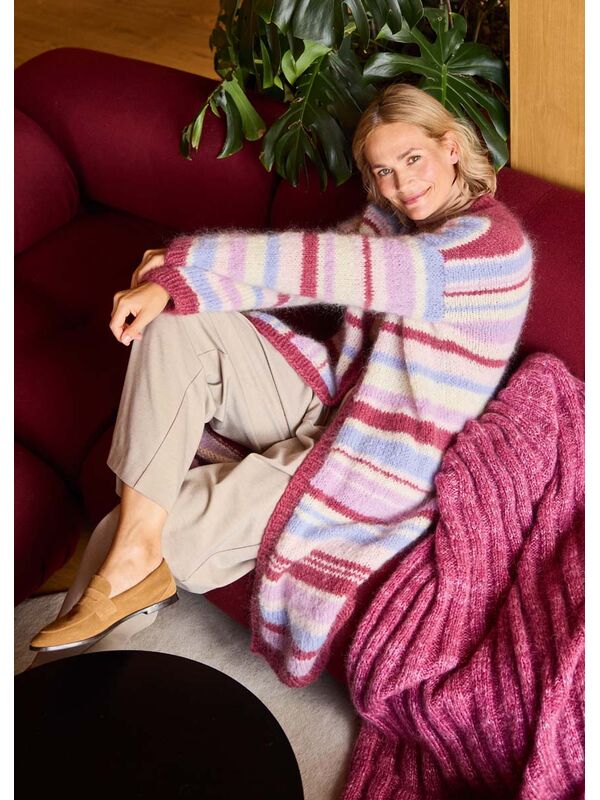 Lana Grossa ПОЛОСАТОЕ ПАЛЬТО, СВЯЗАННОЕ ЛИЦЕВОЙ ГЛАДЬЮ Mohair Moda