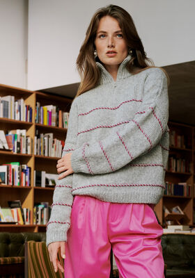 СВИТЕР С ЦВЕТНЫМИ ПОПЕРЕЧНЫМИ ПОЛОСАМИ Cool Merino & Brigitte No. 2 от Lana Grossa