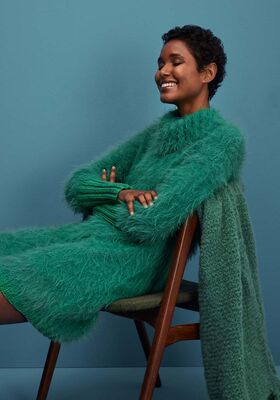 ПЛАТЬЕ, СВЯЗАННОЕ ЛИЦЕВОЙ ГЛАДЬЮ Basta & Cool Merino Big от Lana Grossa