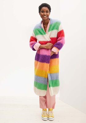 ПОЛОСАТОЕ ПАЛЬТО, СВЯЗАННОЕ ЛИЦЕВОЙ ГЛАДЬЮ ШИРОКИМИ ПОЛОСАМИ Mohair Moda от Lana Grossa