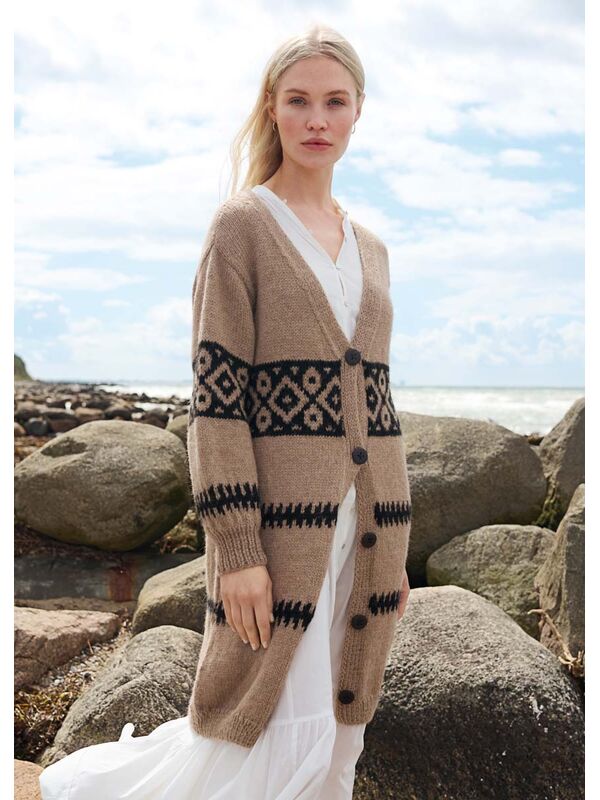 Lana Grossa УДЛИНЕННЫЙ КАРДИГАН Natural Lama Chunky