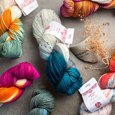 Hand-dyed <br> пряжа