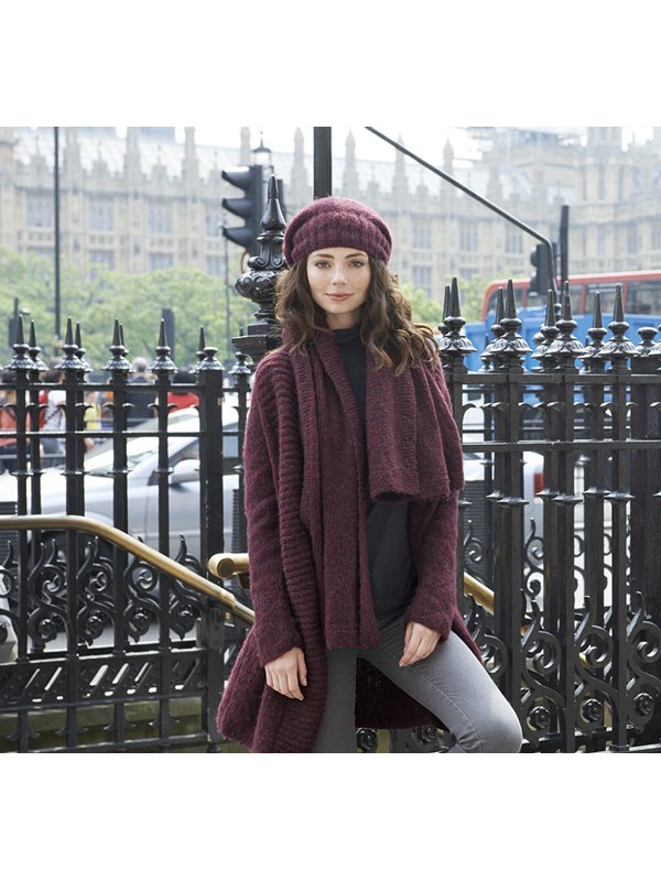 Lana Grossa ШАПКА, СВЯЗАННАЯ ЛИЦЕВОЙ ГЛАДЬЮ Garzato Fleece