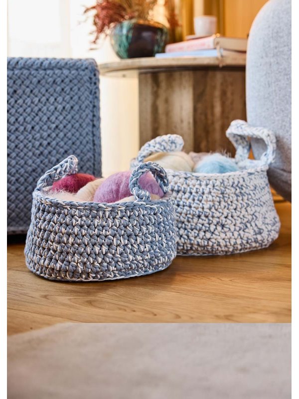 Lana Grossa КОРЗИНКА С РУЧКАМИ, СВЯЗАННАЯ ПОЛУСТОЛБИКАМИ С НАКИДОМ The Tube & The Tube Fine